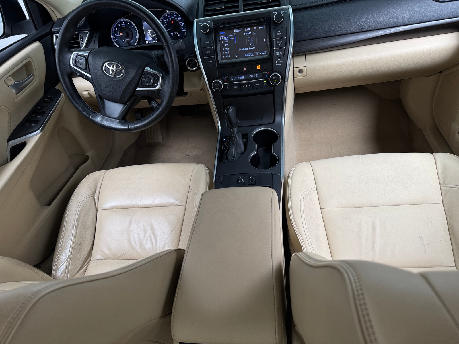 Thumbnail: 2015 Toyota Camry - 2