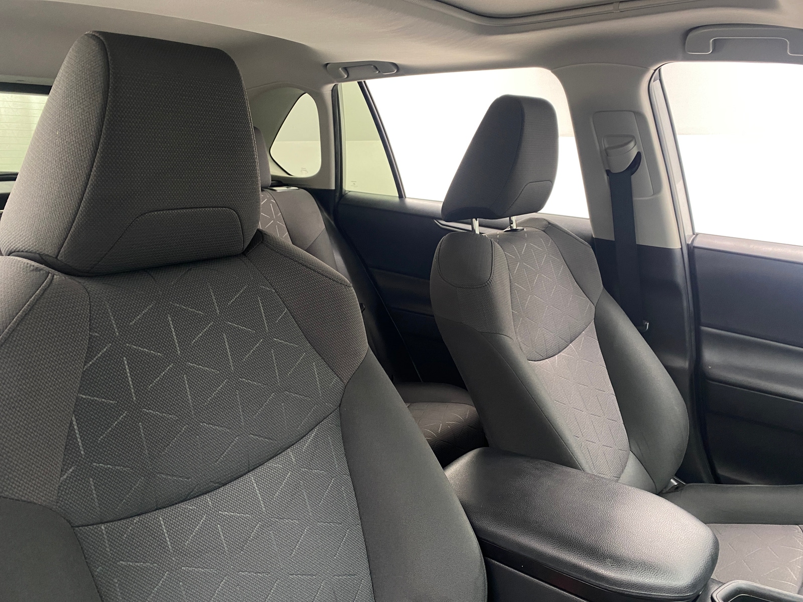 Thumbnail: 2019 Toyota RAV4 - 2