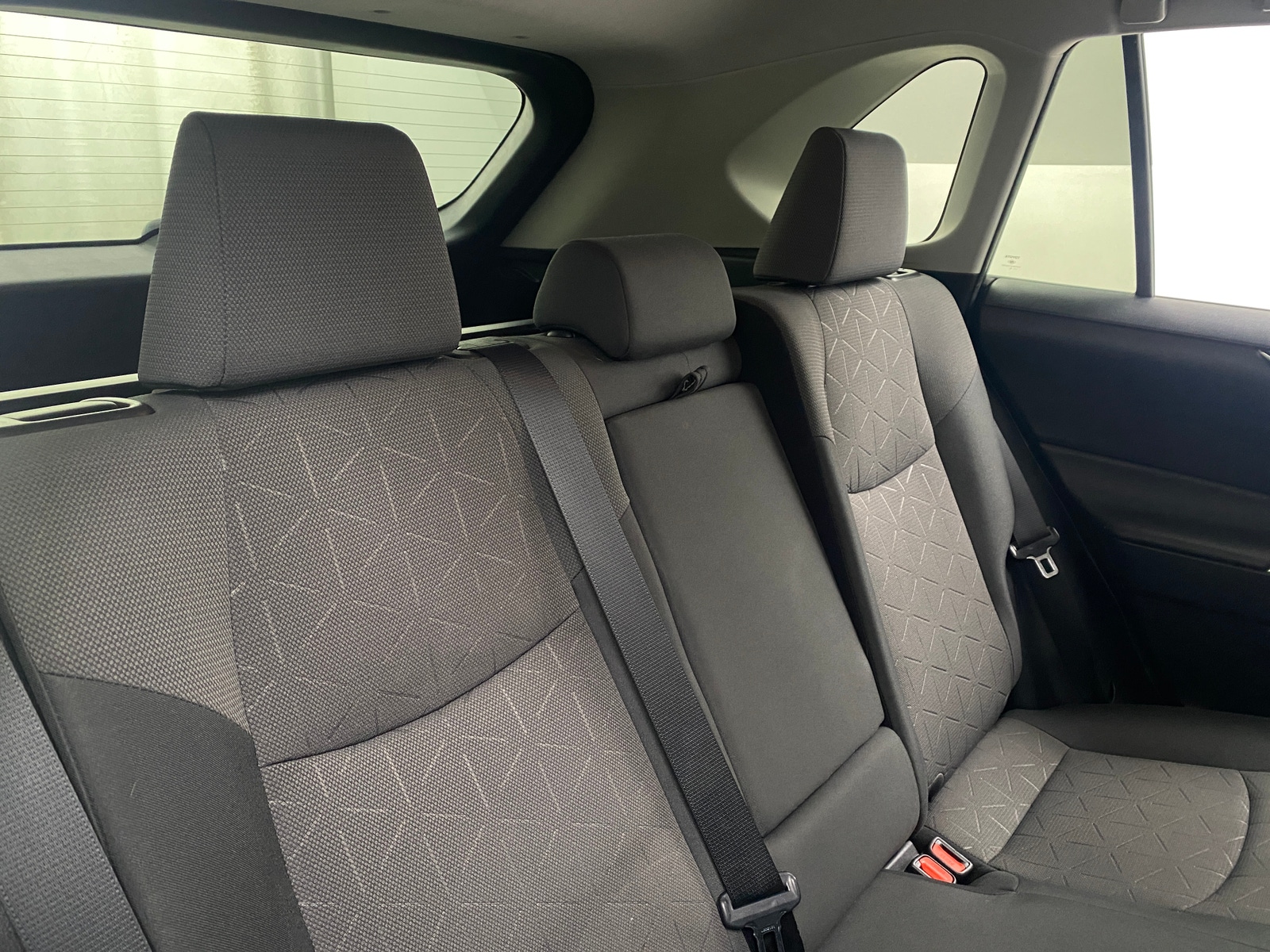 Thumbnail: 2019 Toyota RAV4 - 6
