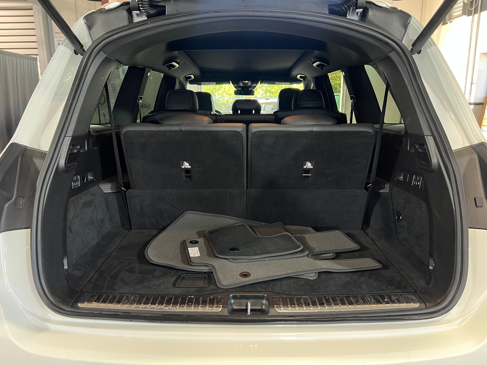 Thumbnail: 2024 Mercedes-Benz GLS - 6