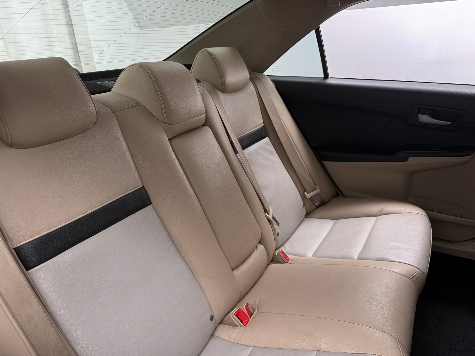 Thumbnail: 2012 Toyota Camry - 6