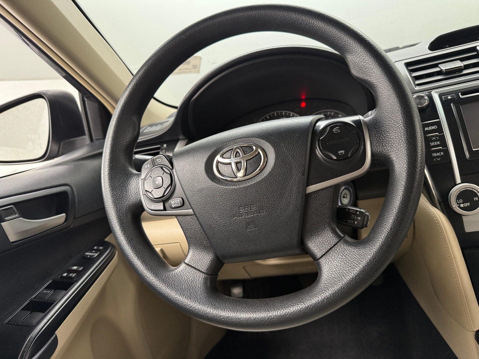 Thumbnail: 2012 Toyota Camry - 5