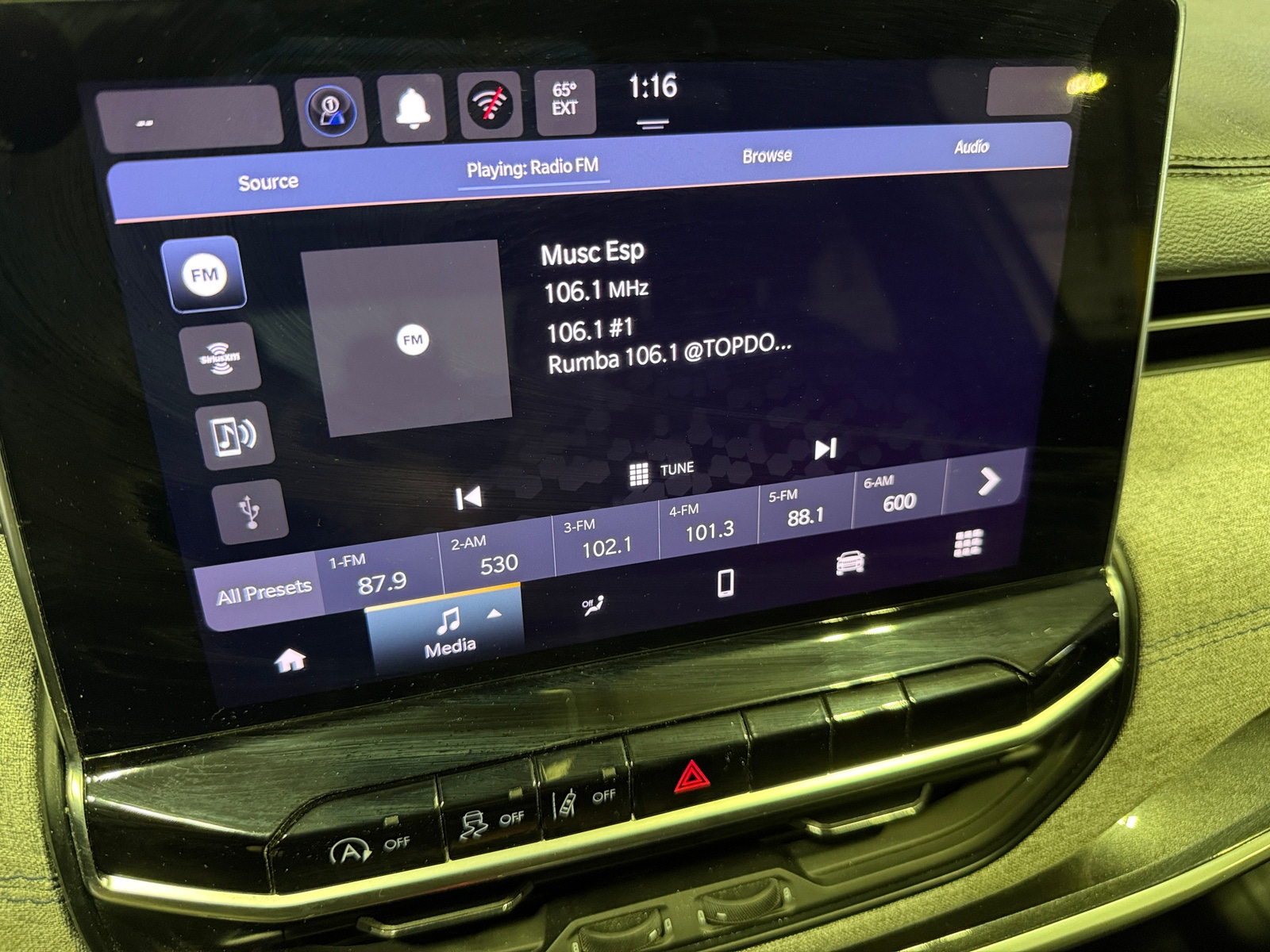 Thumbnail: 2024 Jeep Compass - 3