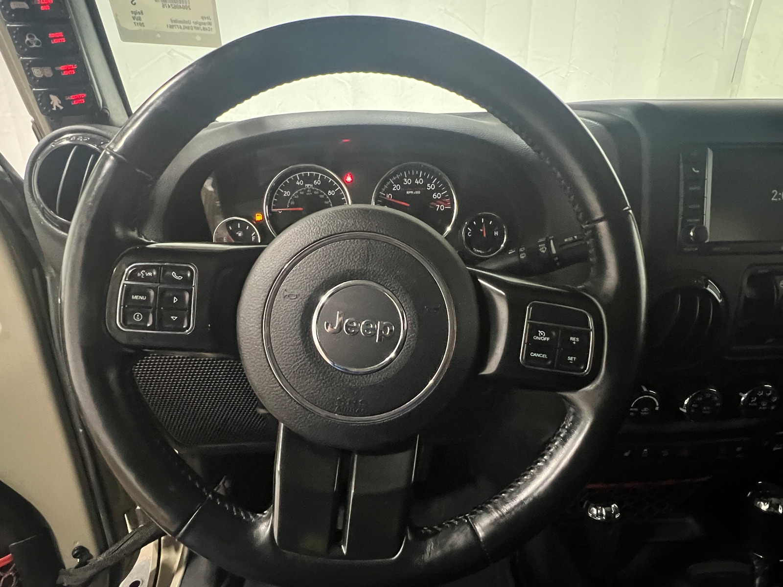 Thumbnail: 2017 Jeep Wrangler - 4