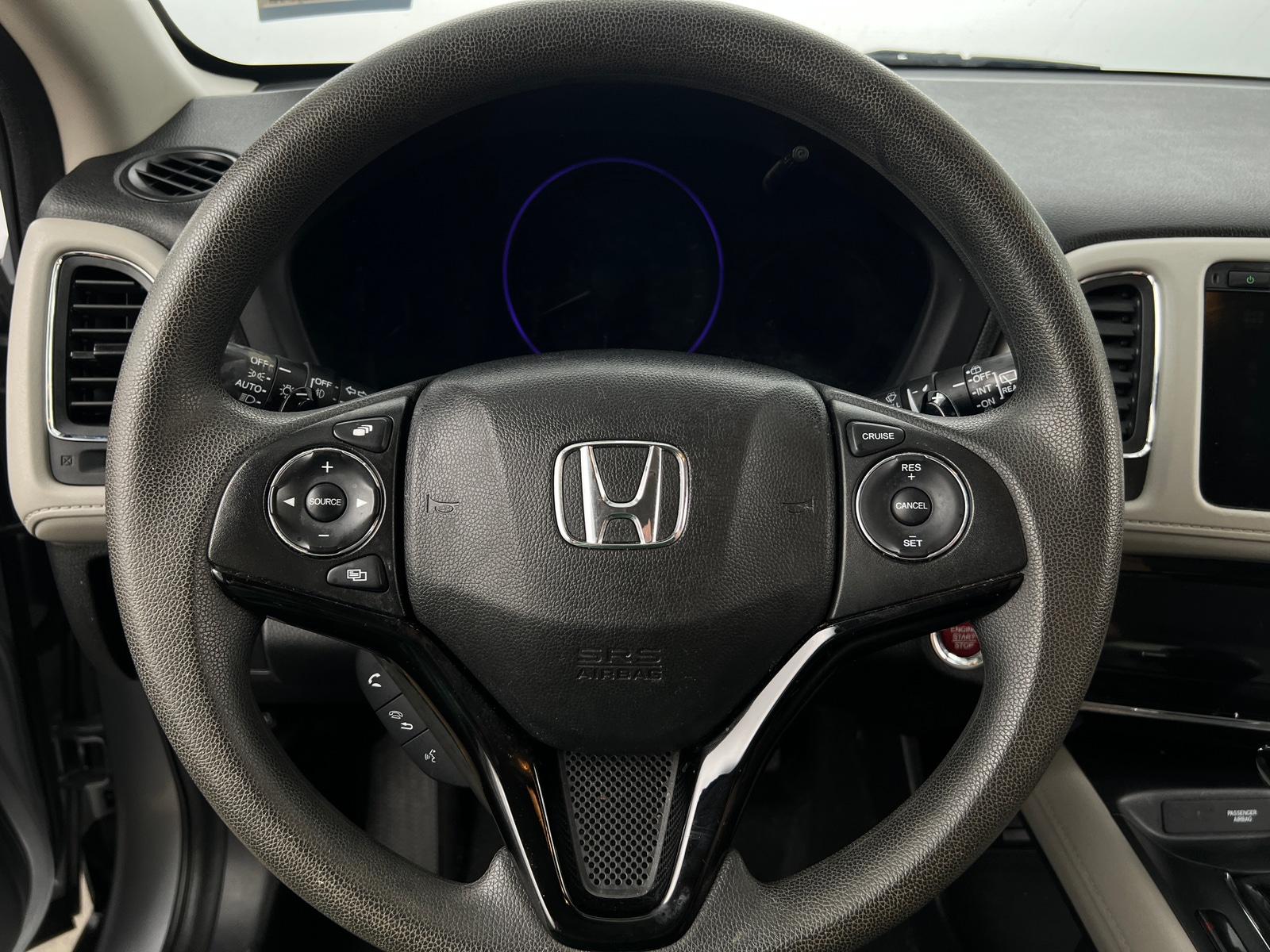 Thumbnail: 2017 Honda HR-V - 5