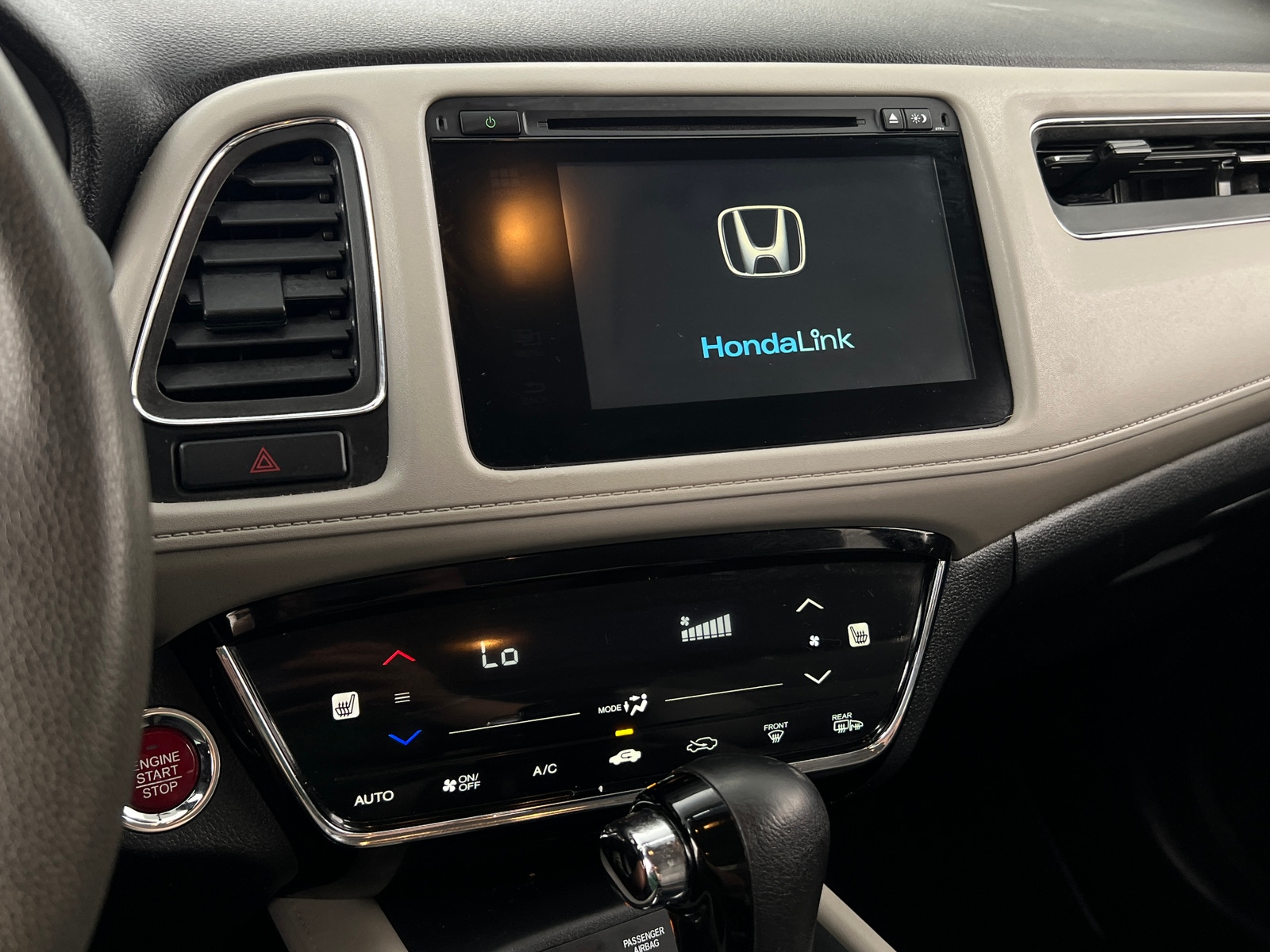 Thumbnail: 2017 Honda HR-V - 4