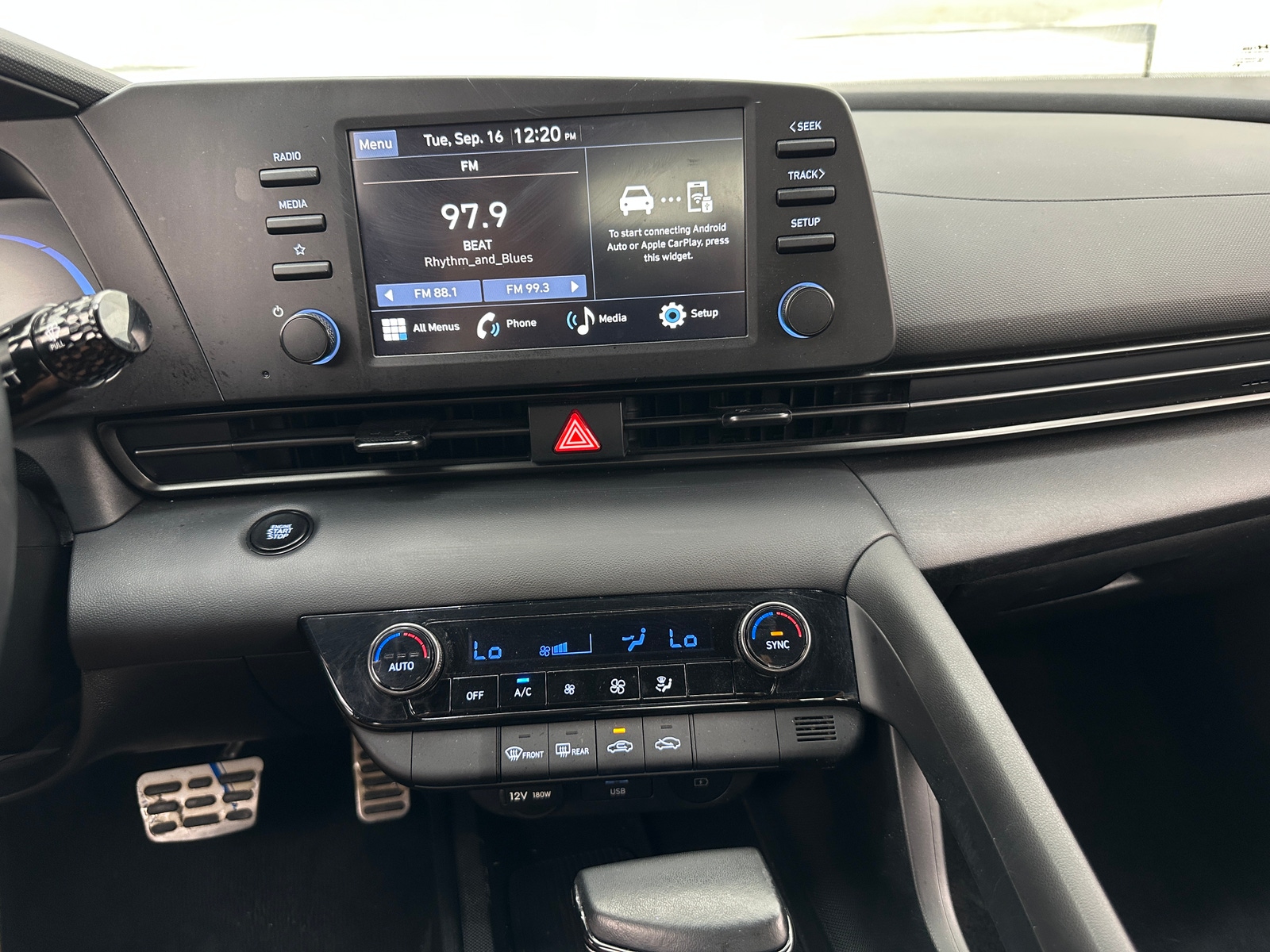 Thumbnail: 2025 Hyundai Elantra - 4