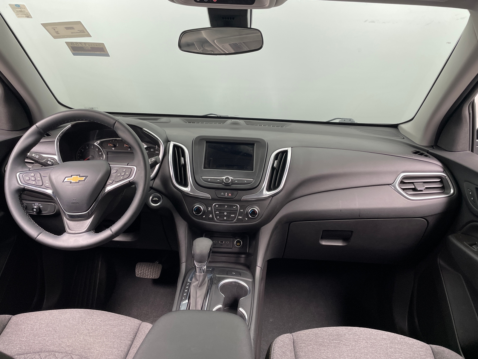 Thumbnail: 2023 Chevrolet Equinox - 3