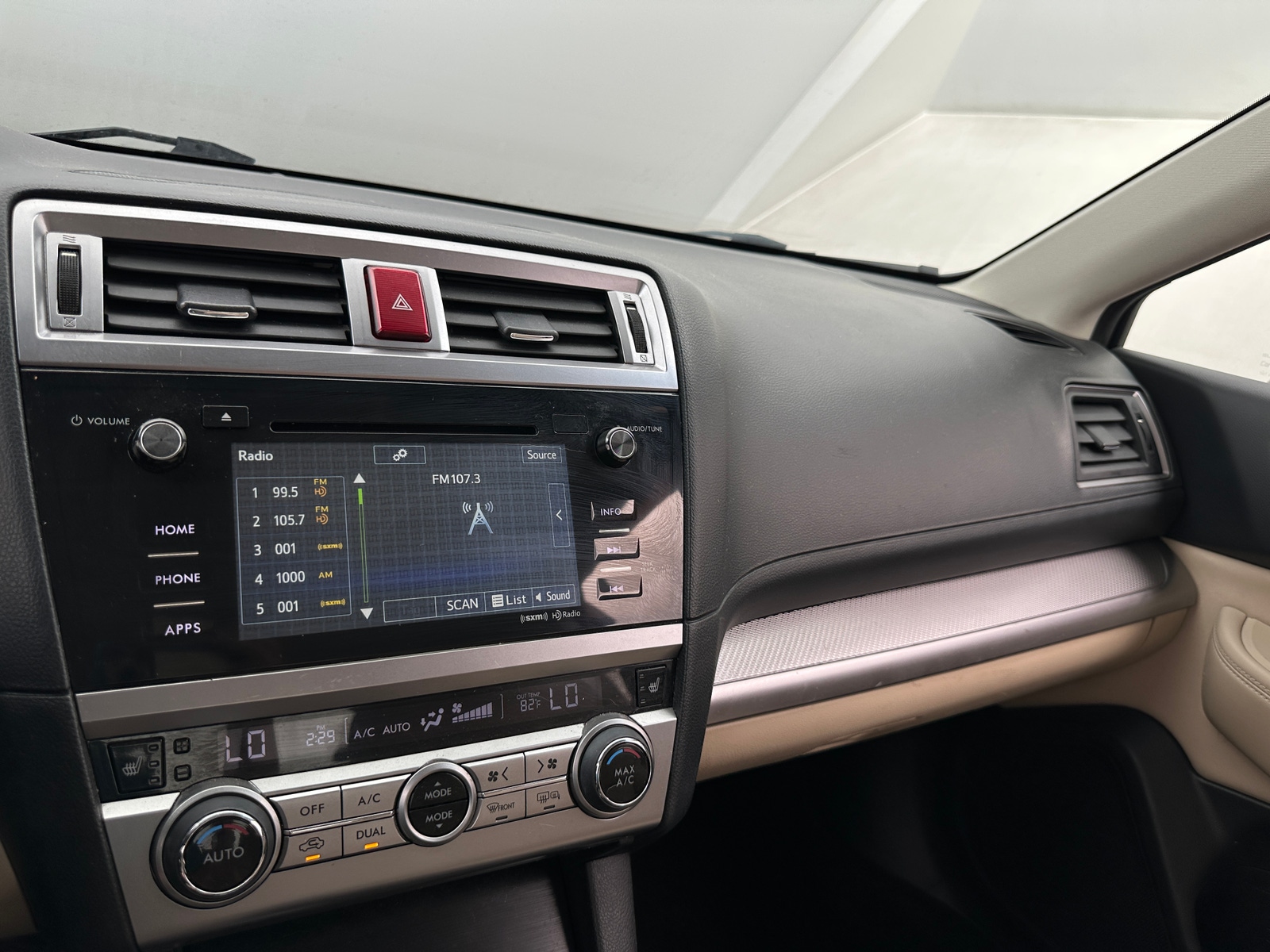 Thumbnail: 2015 Subaru Legacy - 4