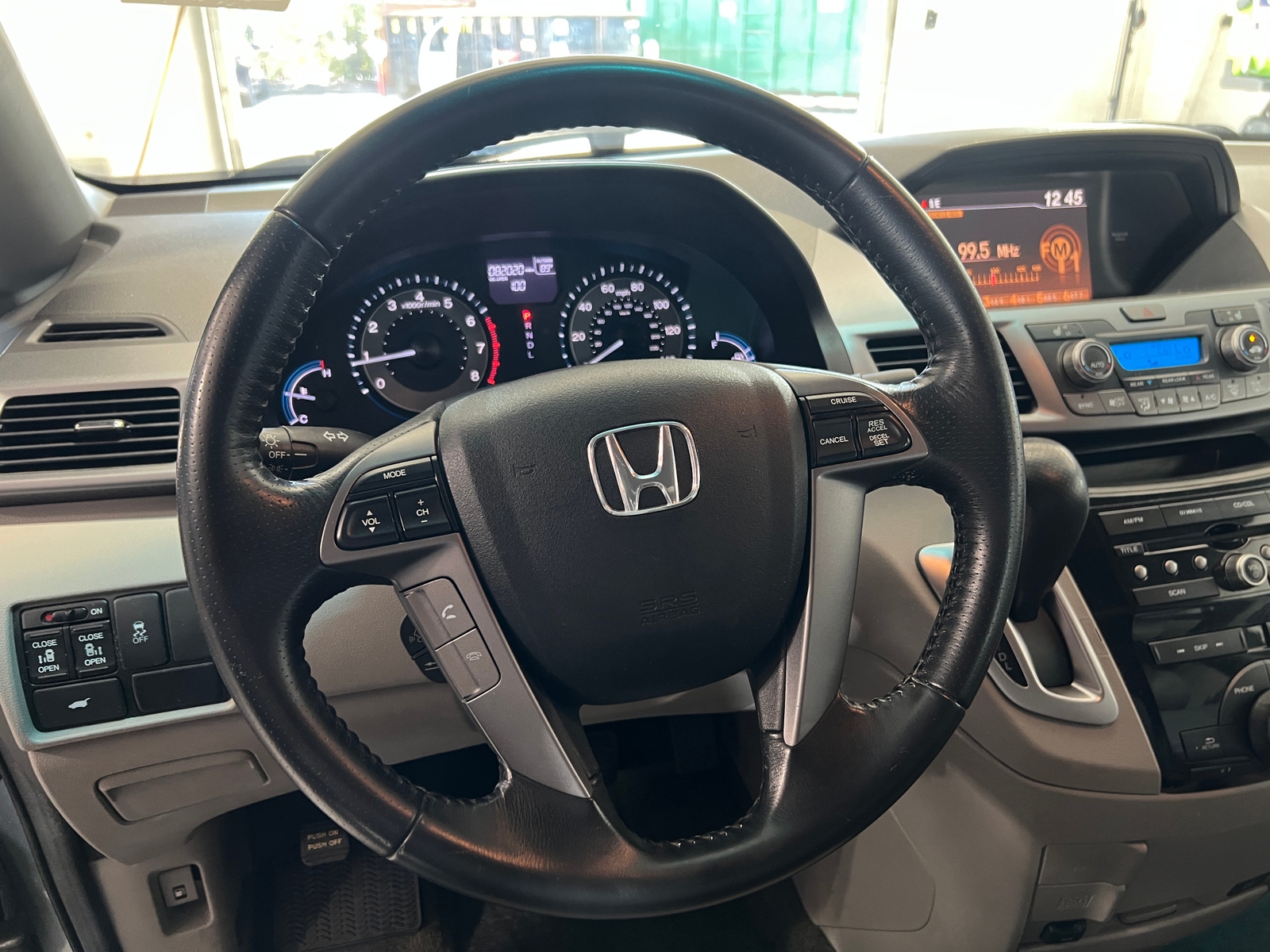 Thumbnail: 2011 Honda Odyssey - 4