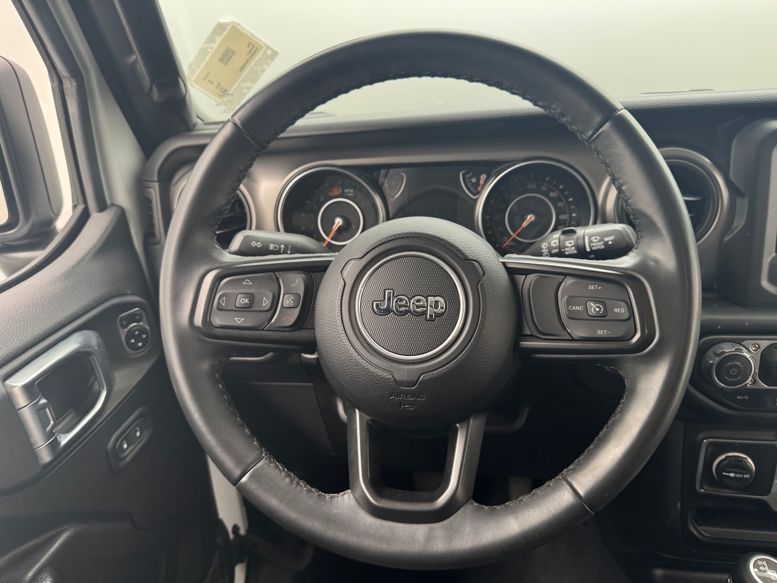 Thumbnail: 2022 Jeep Wrangler - 5