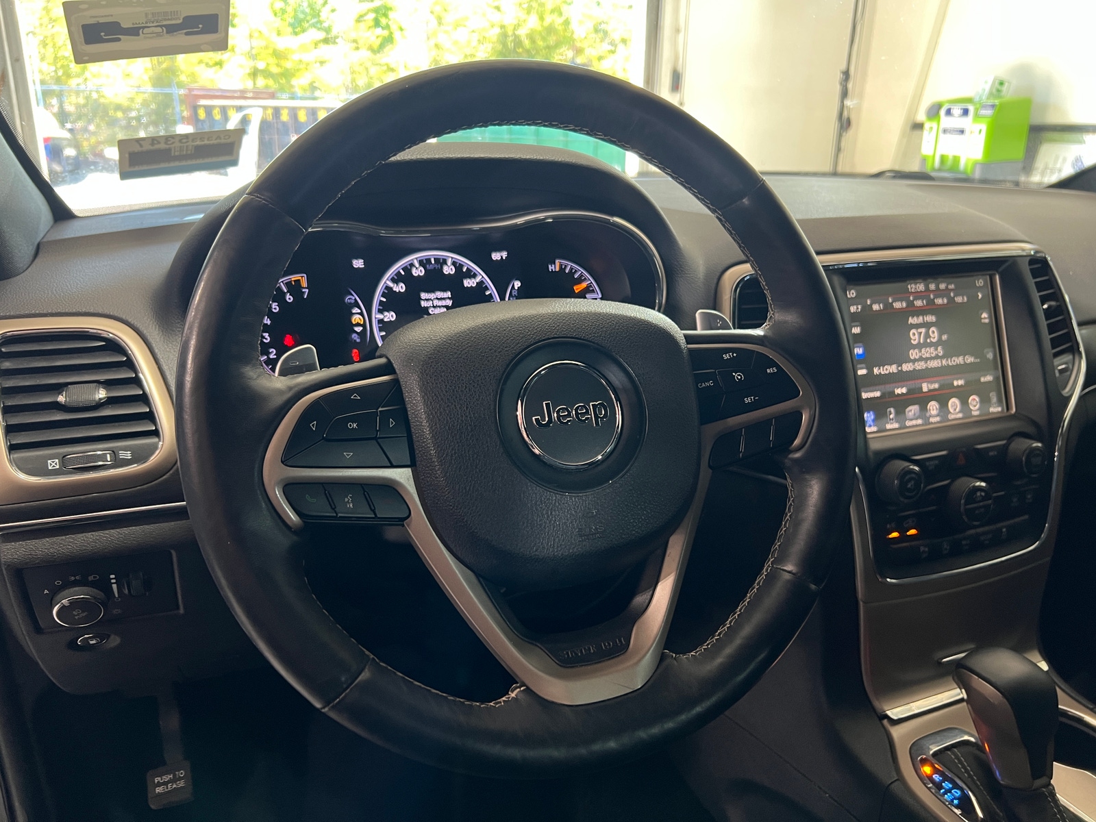 Thumbnail: 2017 Jeep Grand Cherokee - 4