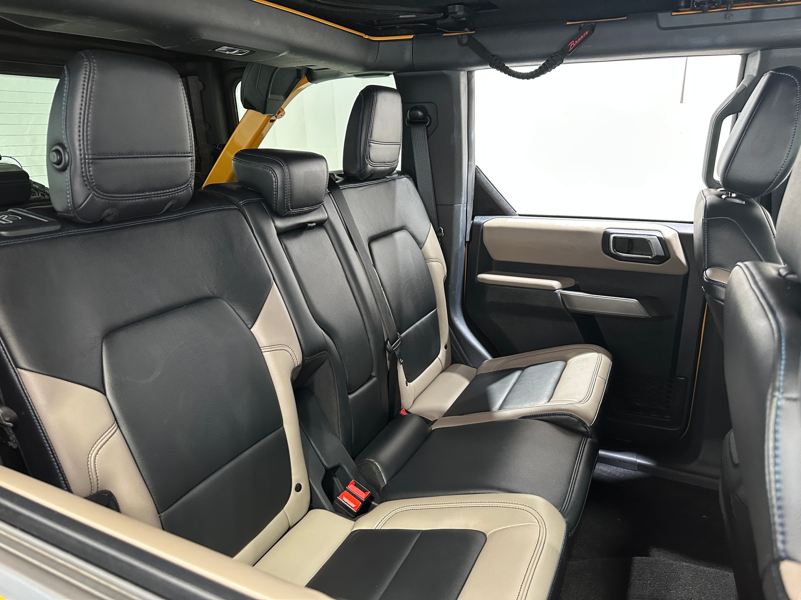 Thumbnail: 2021 Ford Bronco - 6