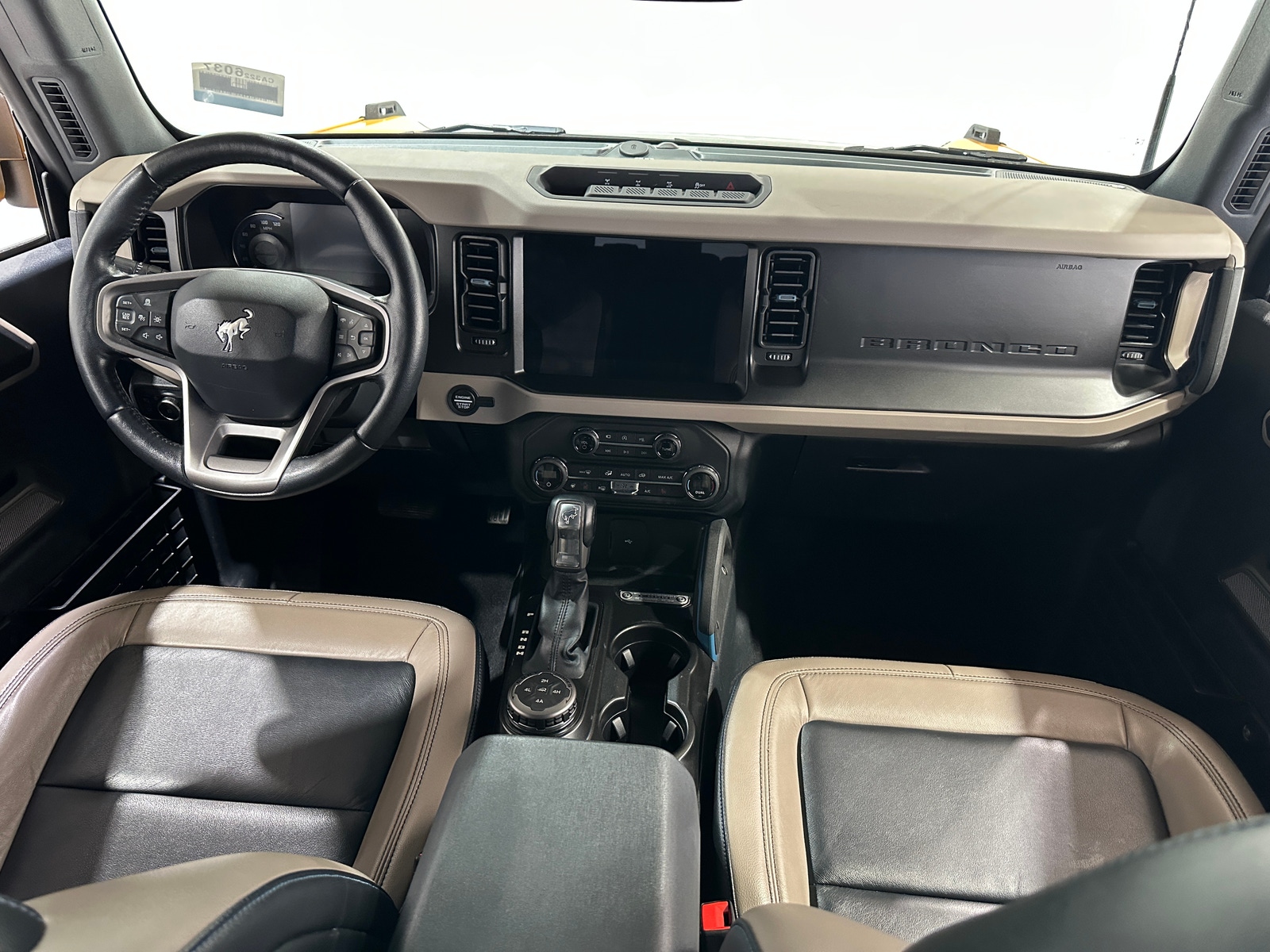 Thumbnail: 2021 Ford Bronco - 3