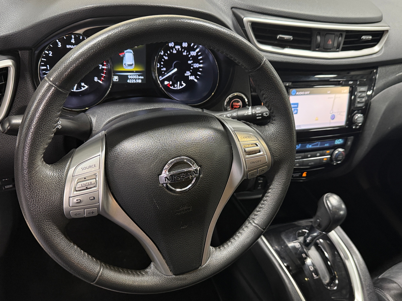 Thumbnail: 2016 Nissan Rogue - 4