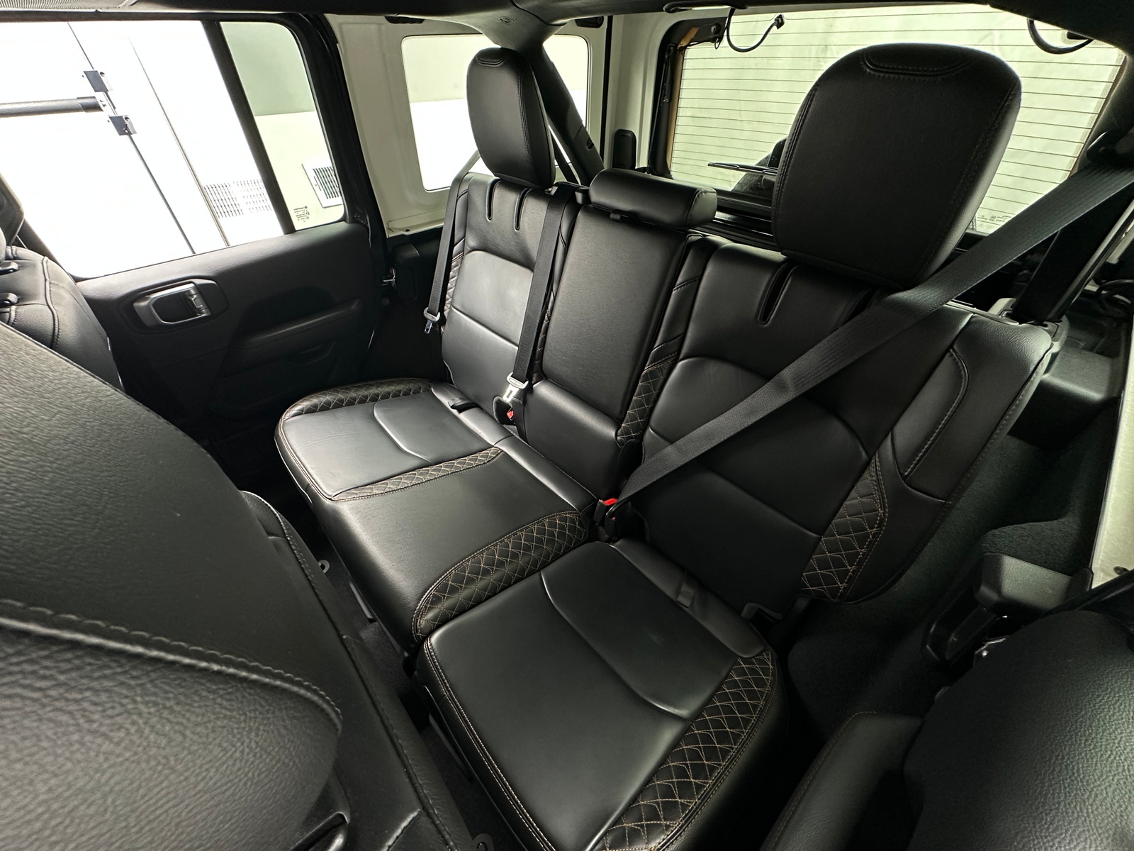 Thumbnail: 2022 Jeep Wrangler - 5