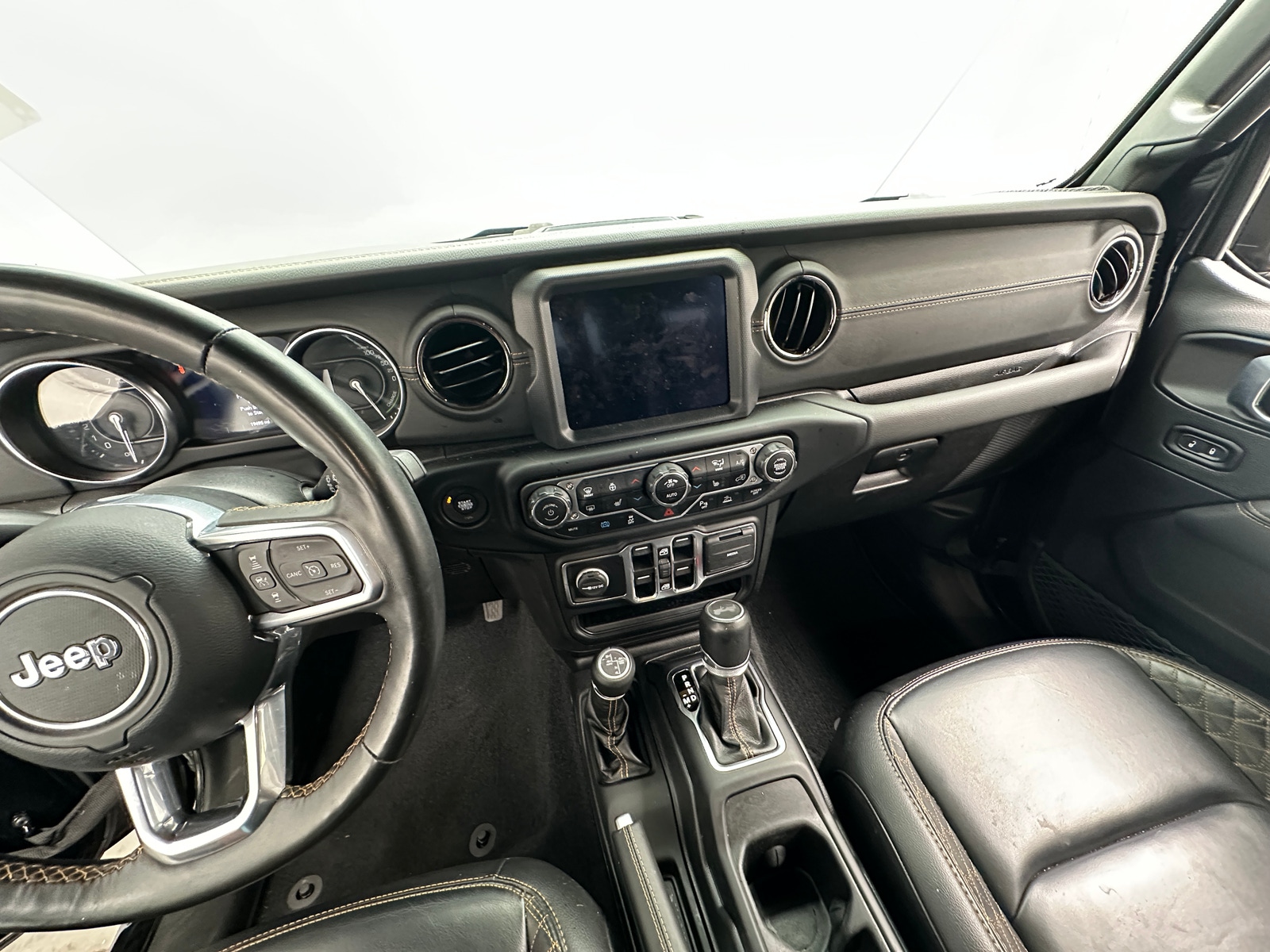 Thumbnail: 2022 Jeep Wrangler - 2