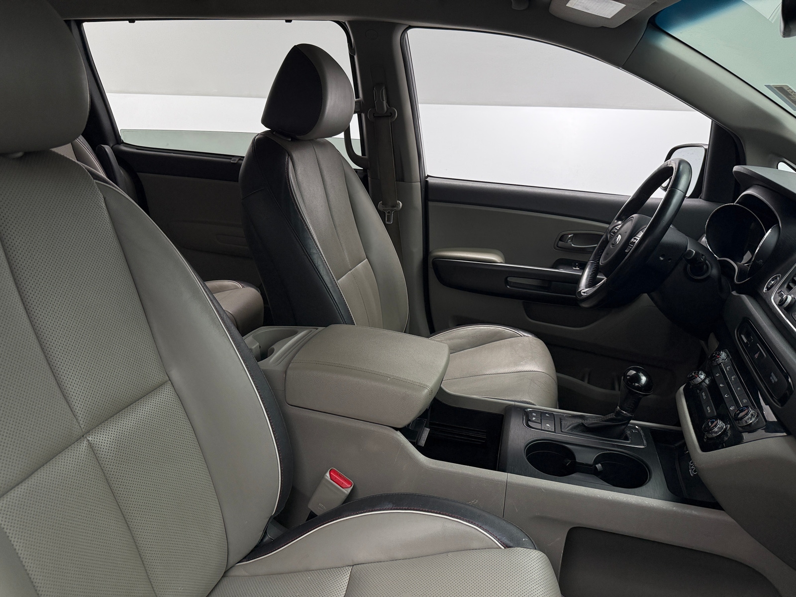 Thumbnail: 2017 Kia Sedona - 2