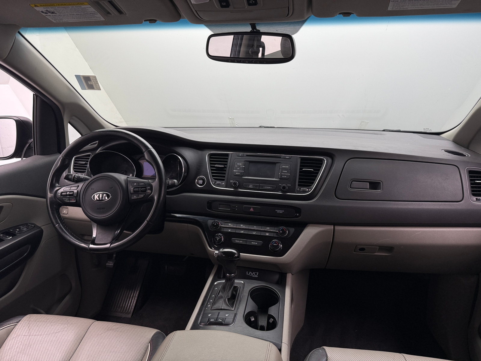 Thumbnail: 2017 Kia Sedona - 3