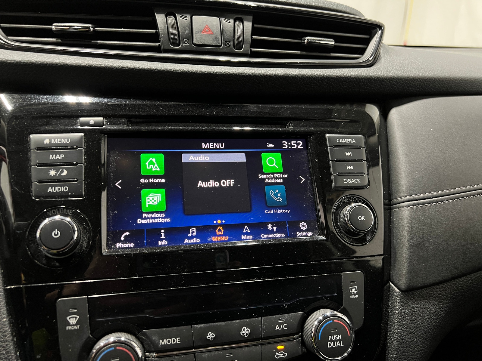 Thumbnail: 2019 Nissan Rogue - 3