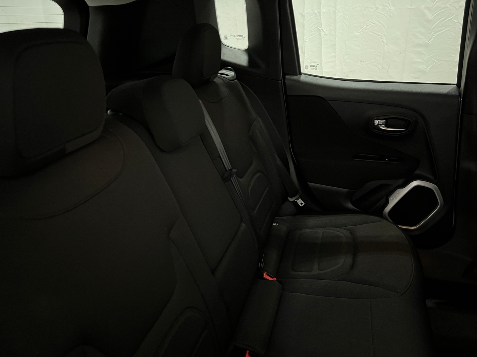 Thumbnail: 2018 Jeep Renegade - 6