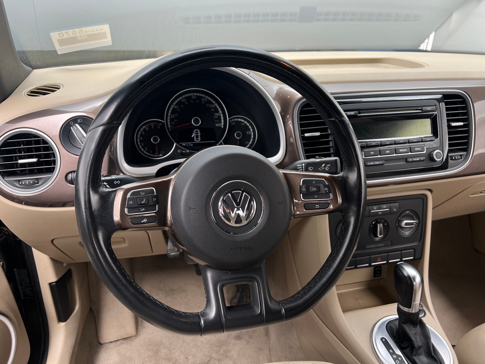 Thumbnail: 2014 Volkswagen Beetle - 5