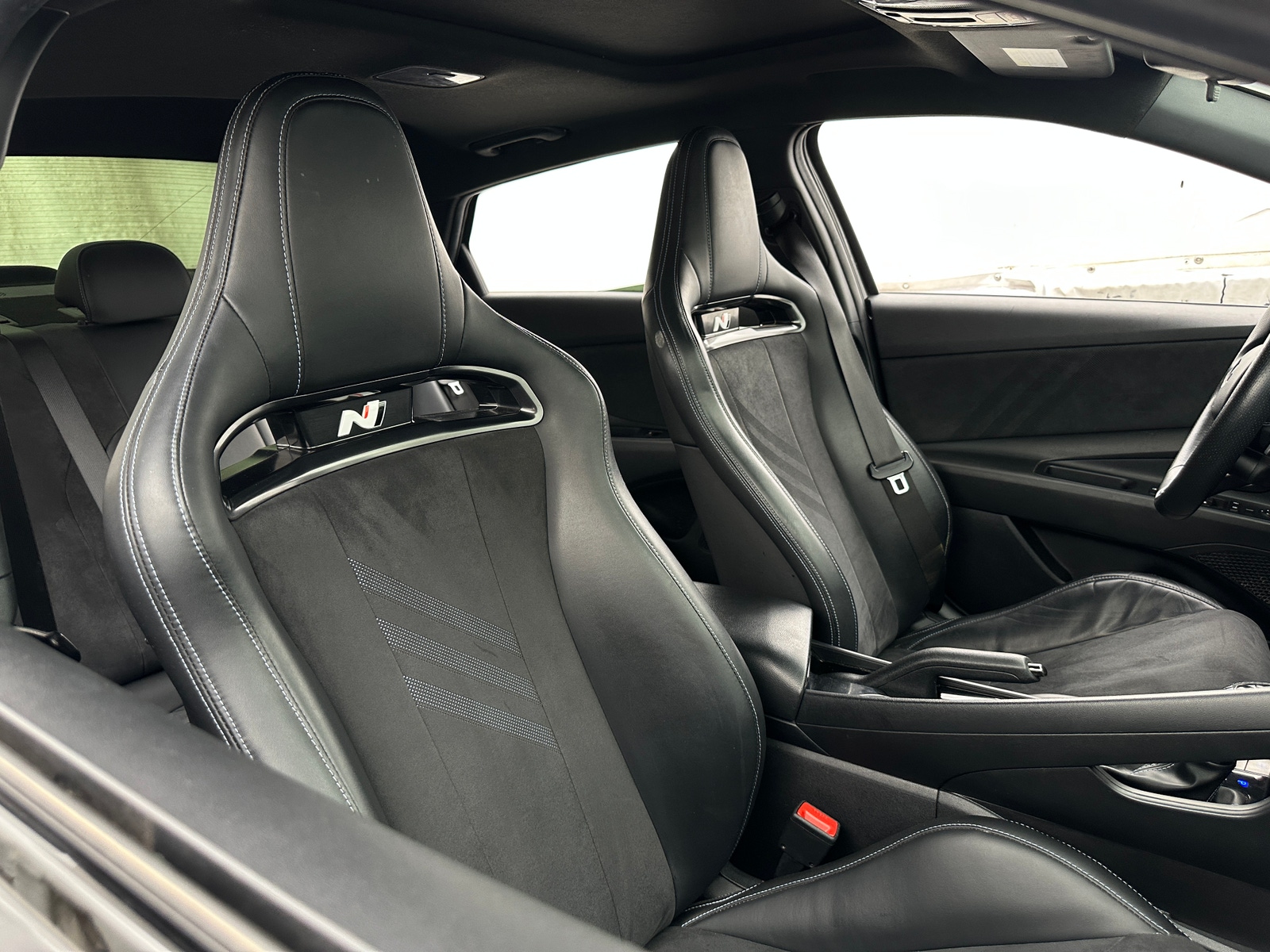 Thumbnail: 2022 Hyundai Elantra - 2