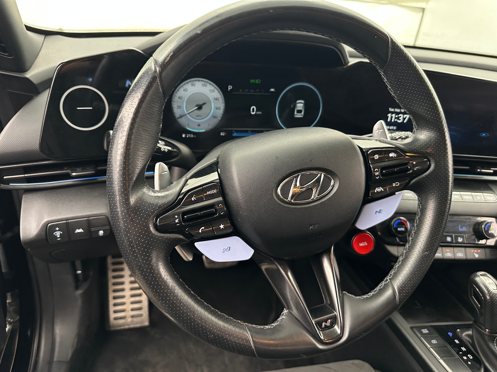 Thumbnail: 2022 Hyundai Elantra - 5