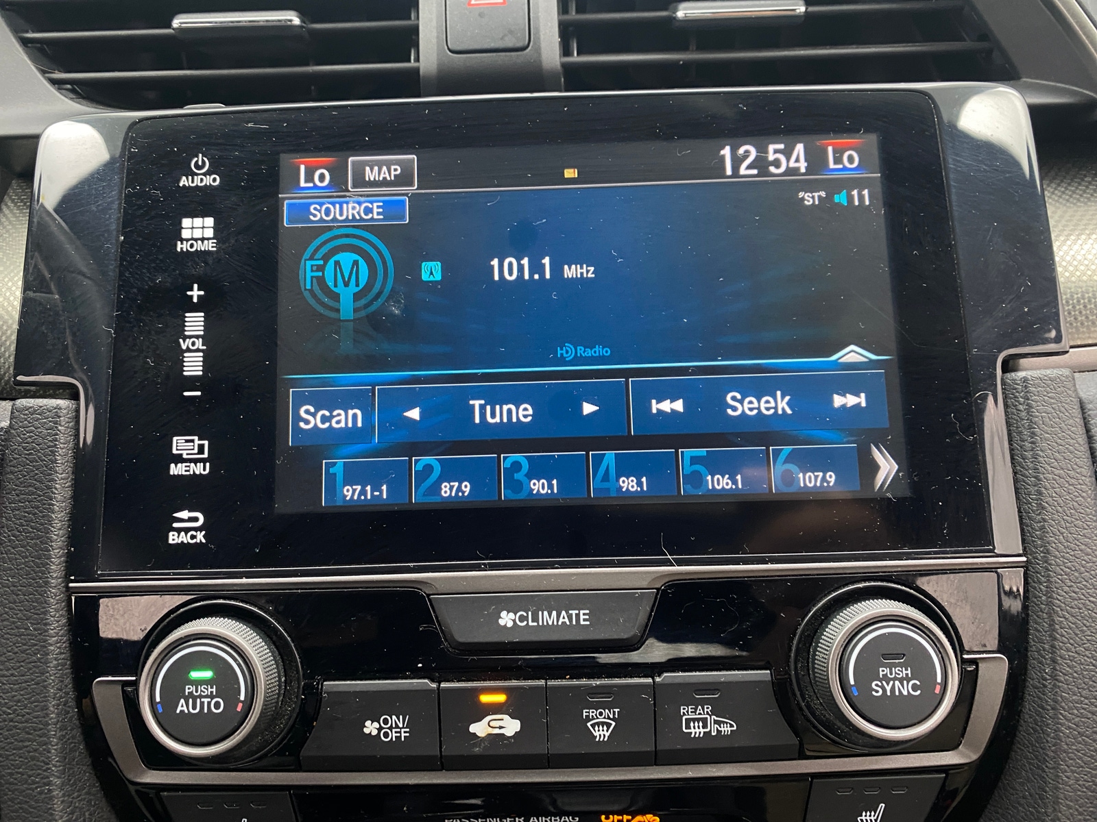 Thumbnail: 2017 Honda Civic - 3