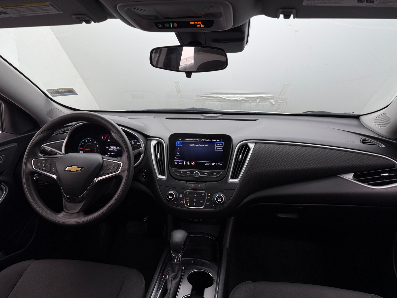 Thumbnail: 2023 Chevrolet Malibu - 3