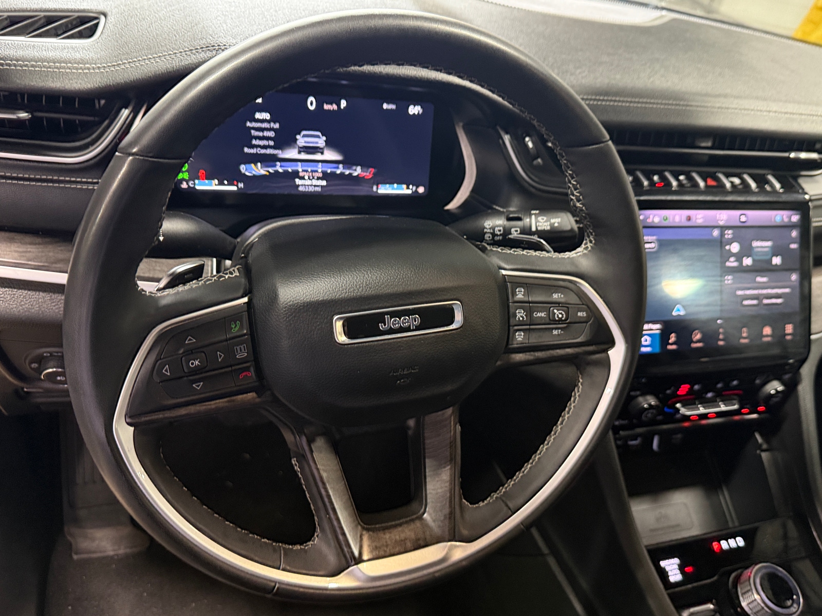 Thumbnail: 2024 Jeep Grand Cherokee L - 4