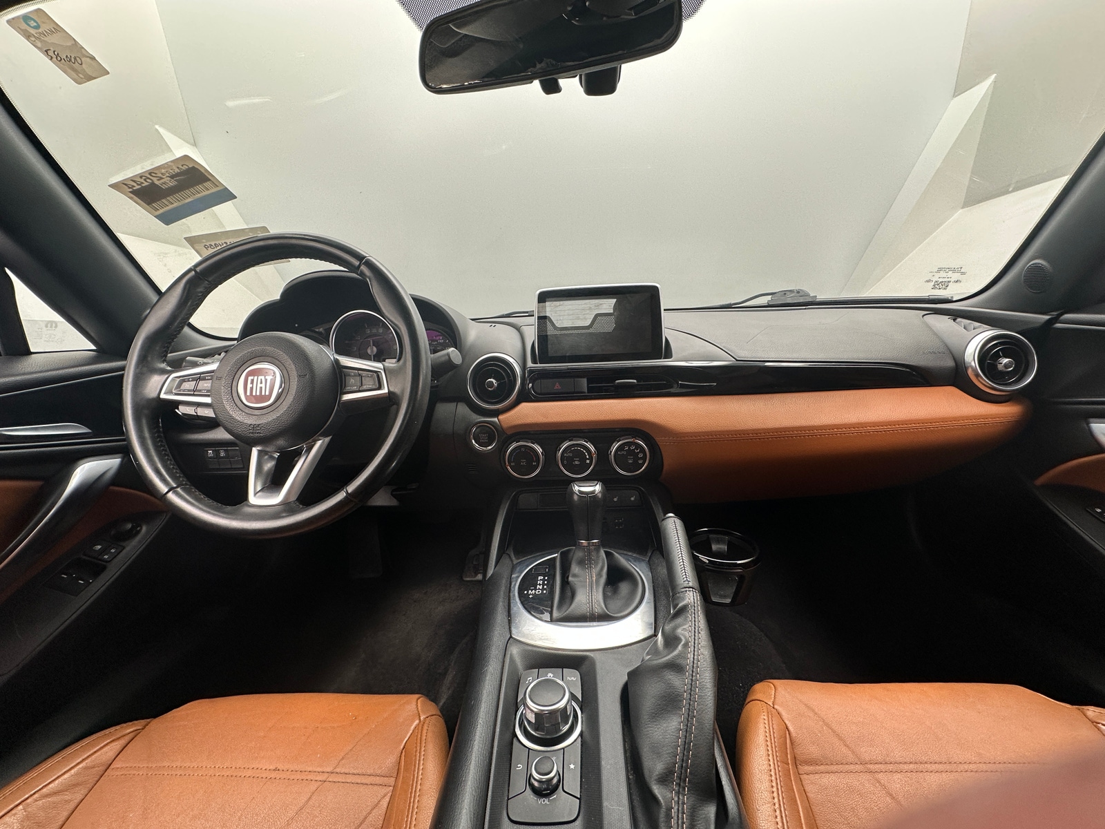 Thumbnail: 2017 Fiat 124 Spider - 2