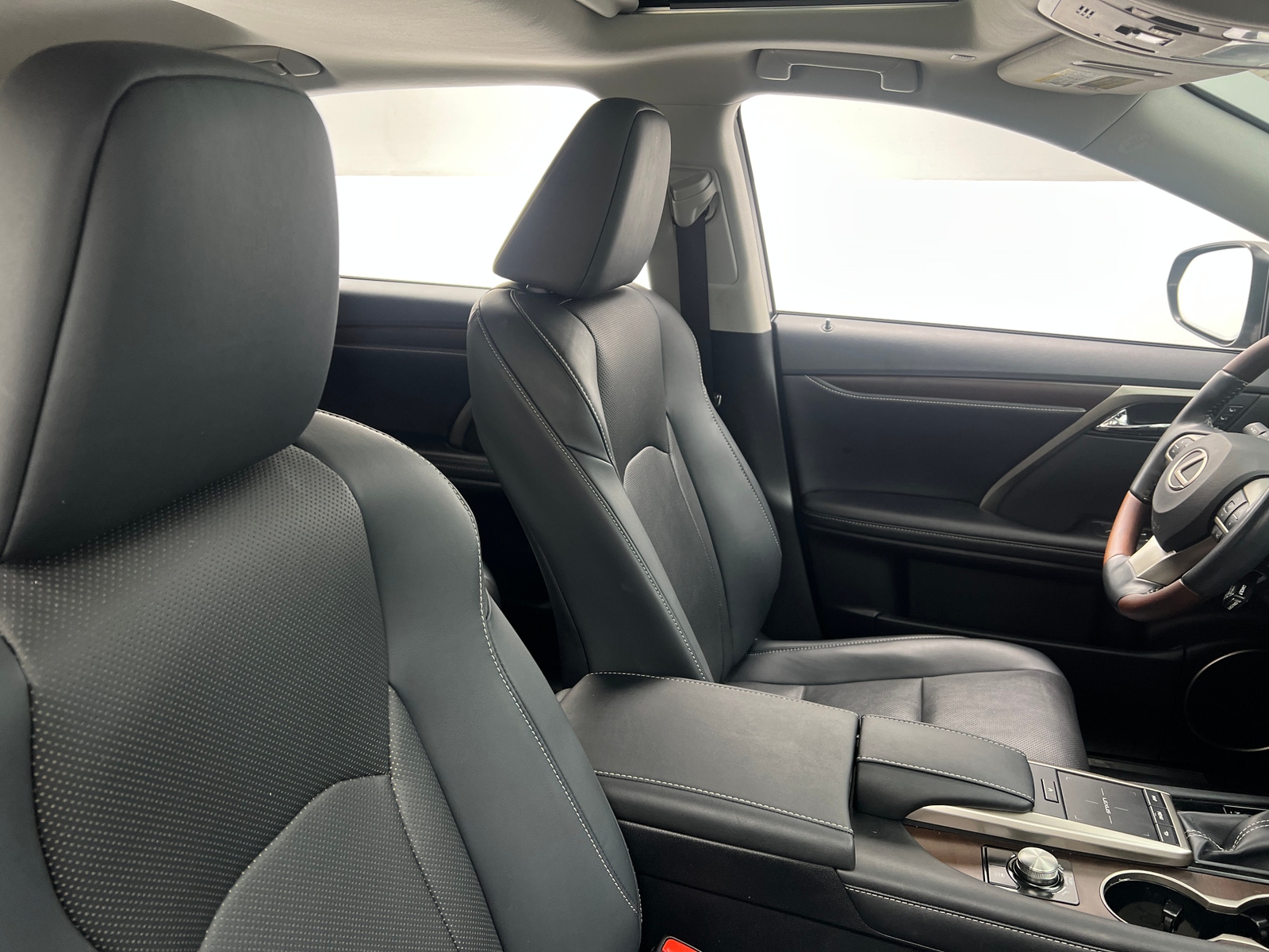 Thumbnail: 2021 Lexus RX - 2