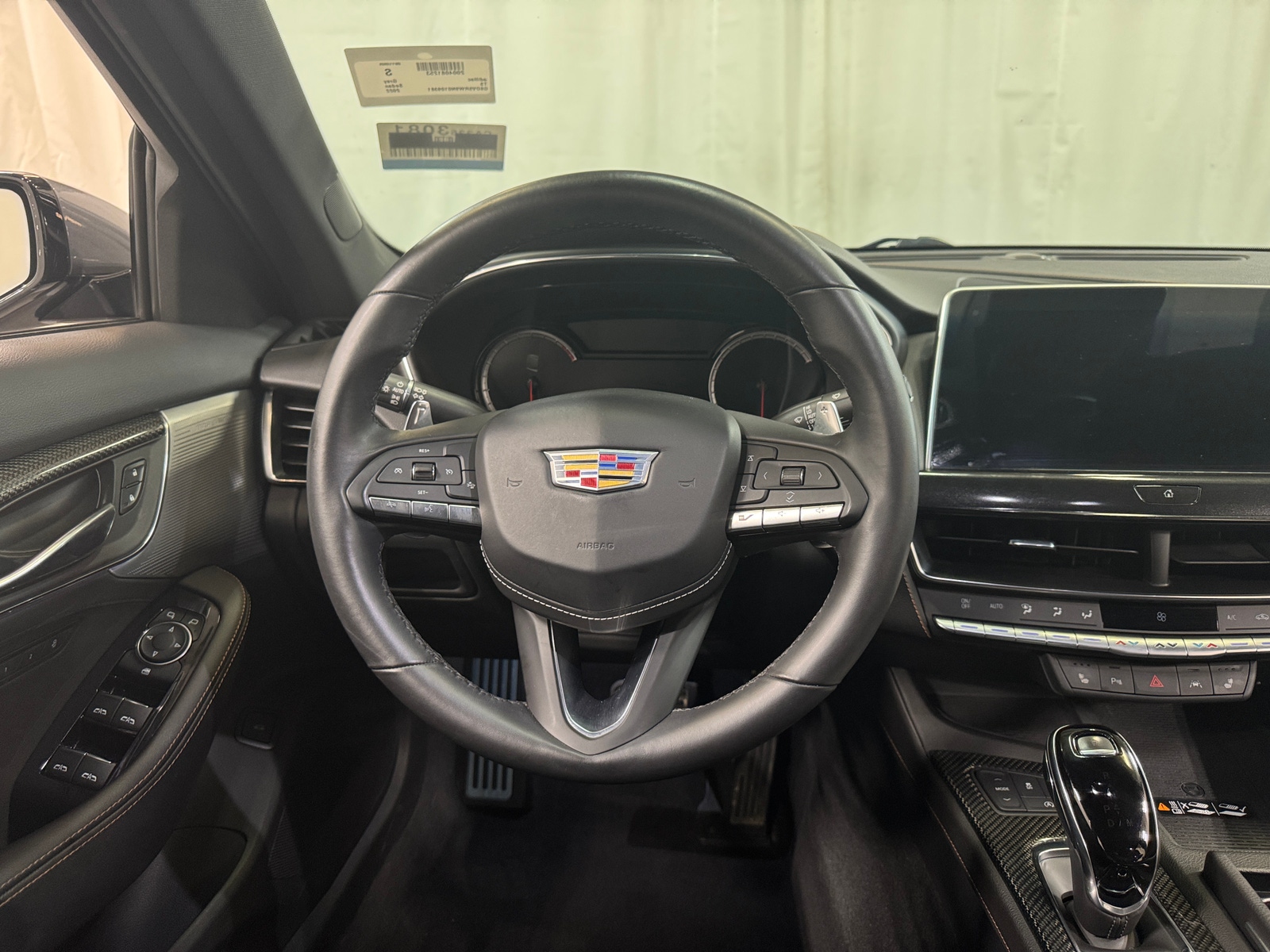 Thumbnail: 2022 Cadillac CT5 - 4