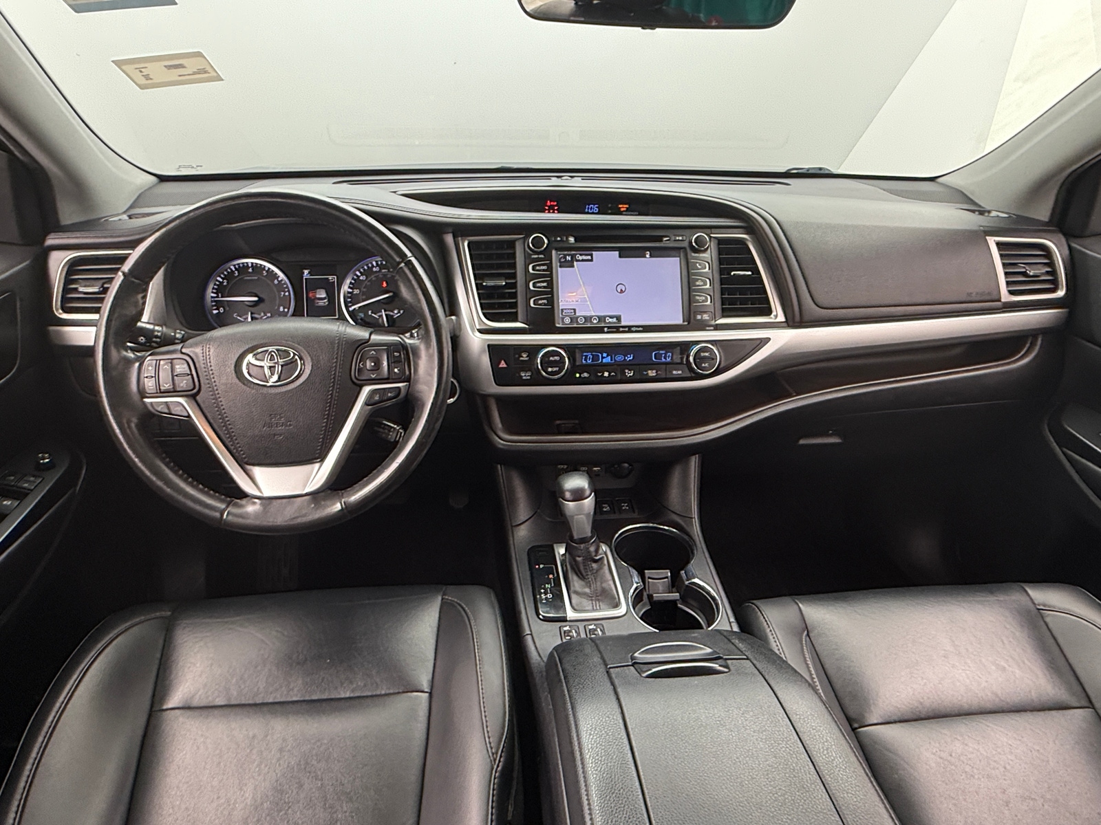 Thumbnail: 2019 Toyota Highlander - 2