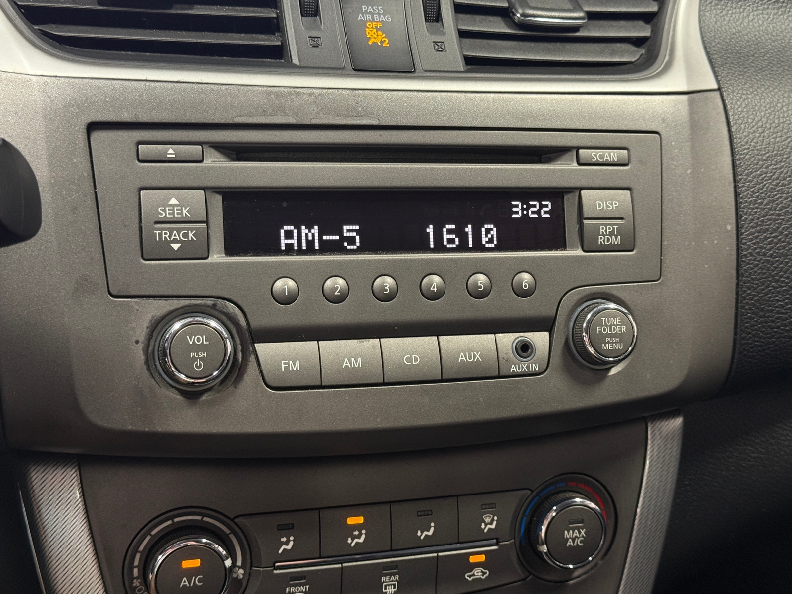 Thumbnail: 2013 Nissan Sentra - 4