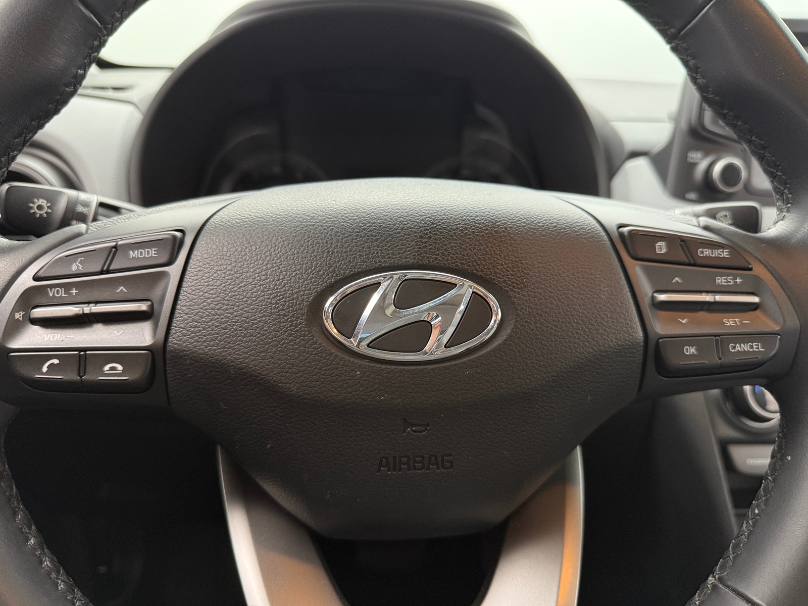 Thumbnail: 2019 Hyundai Kona - 4