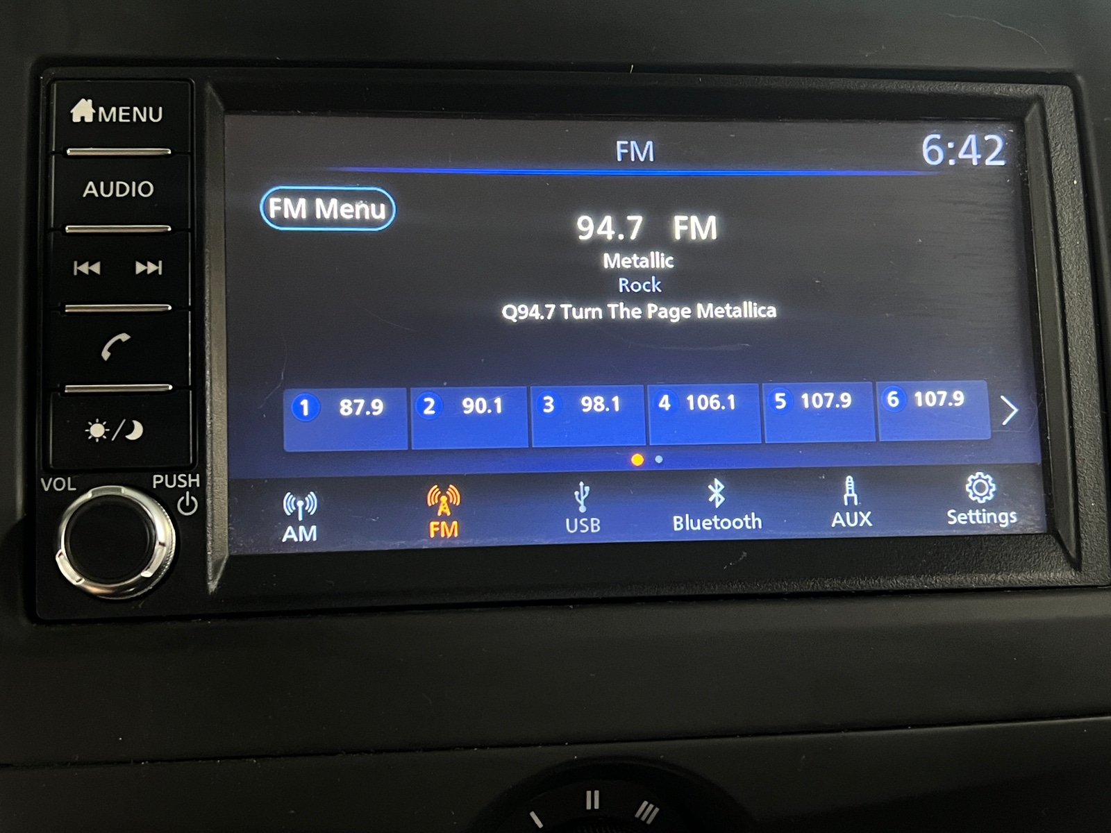 Thumbnail: 2019 Nissan Versa - 4