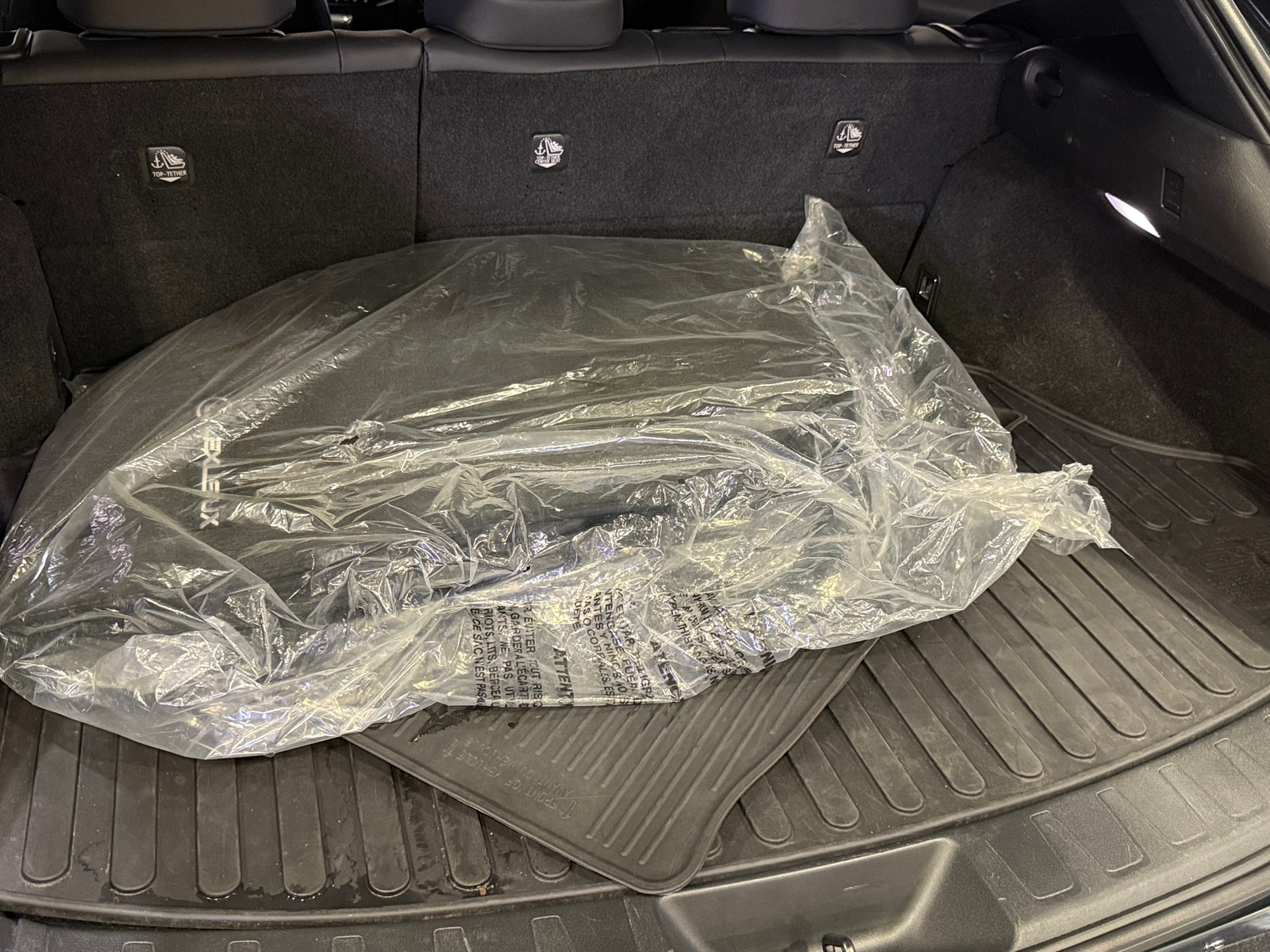 Thumbnail: 2019 Lexus UX - 6