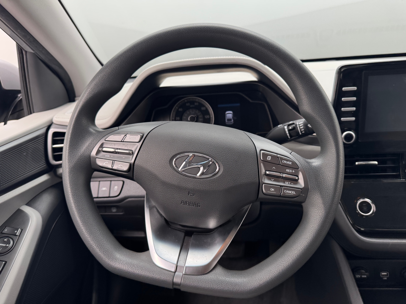 Thumbnail: 2020 Hyundai Ioniq - 5