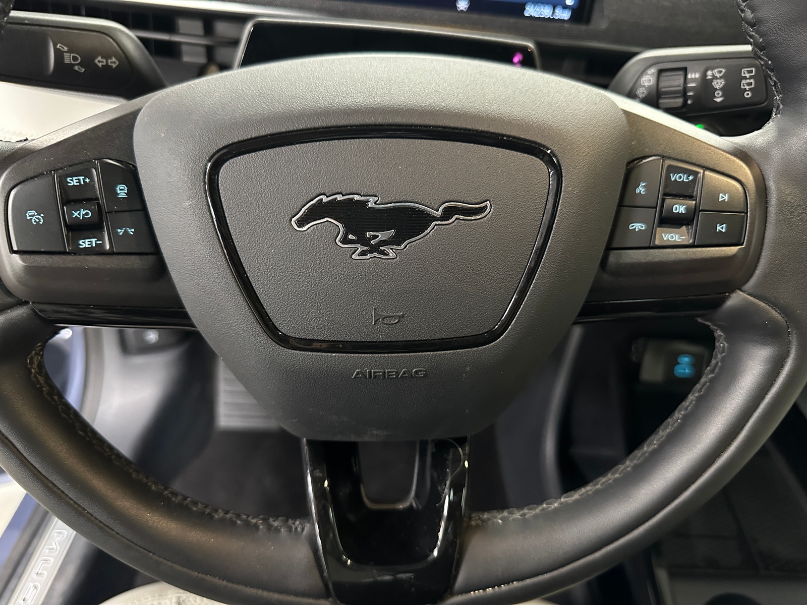 Thumbnail: 2021 Ford Mustang Mach-E - 4