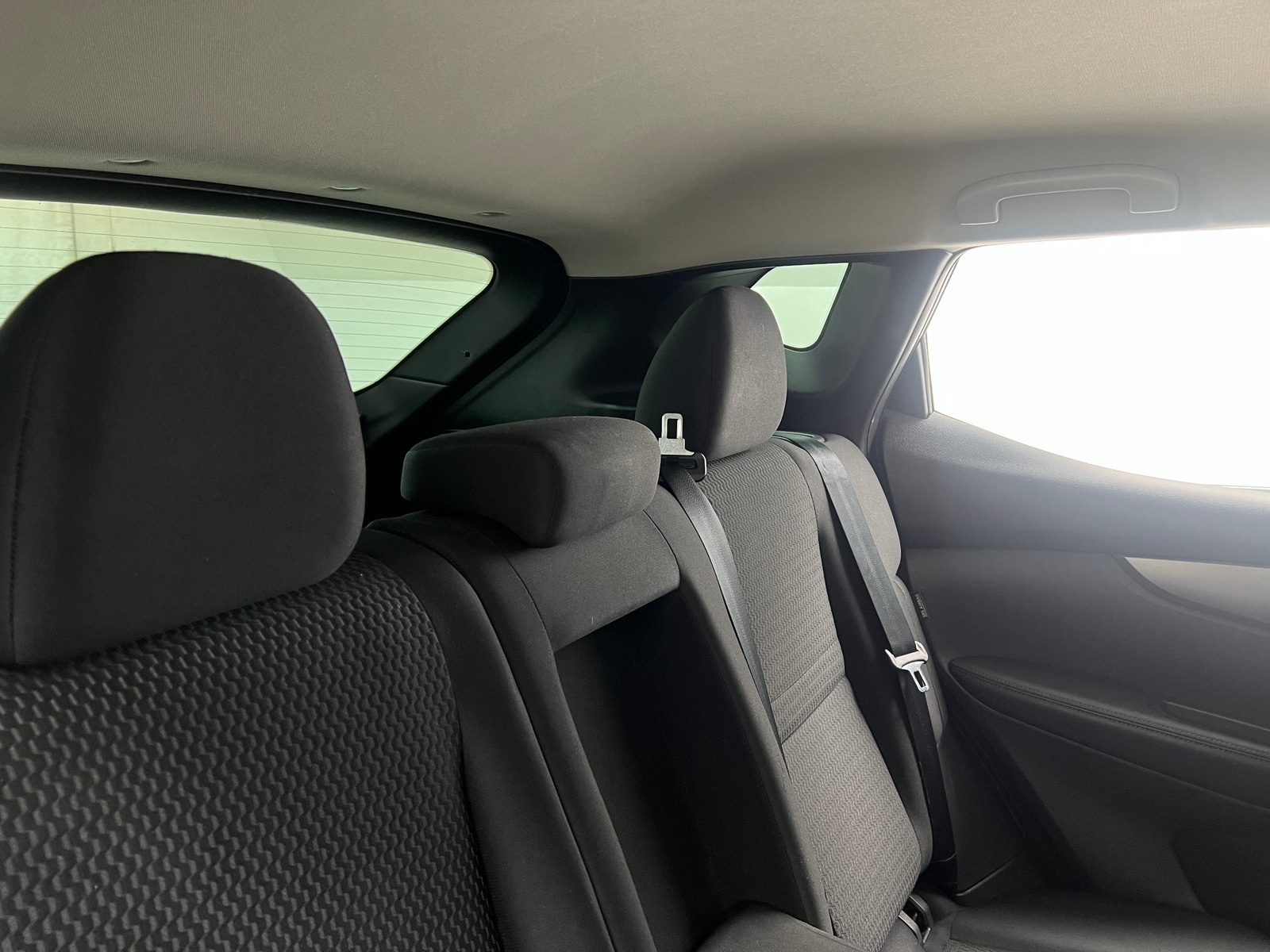Thumbnail: 2020 Nissan Rogue Sport - 6