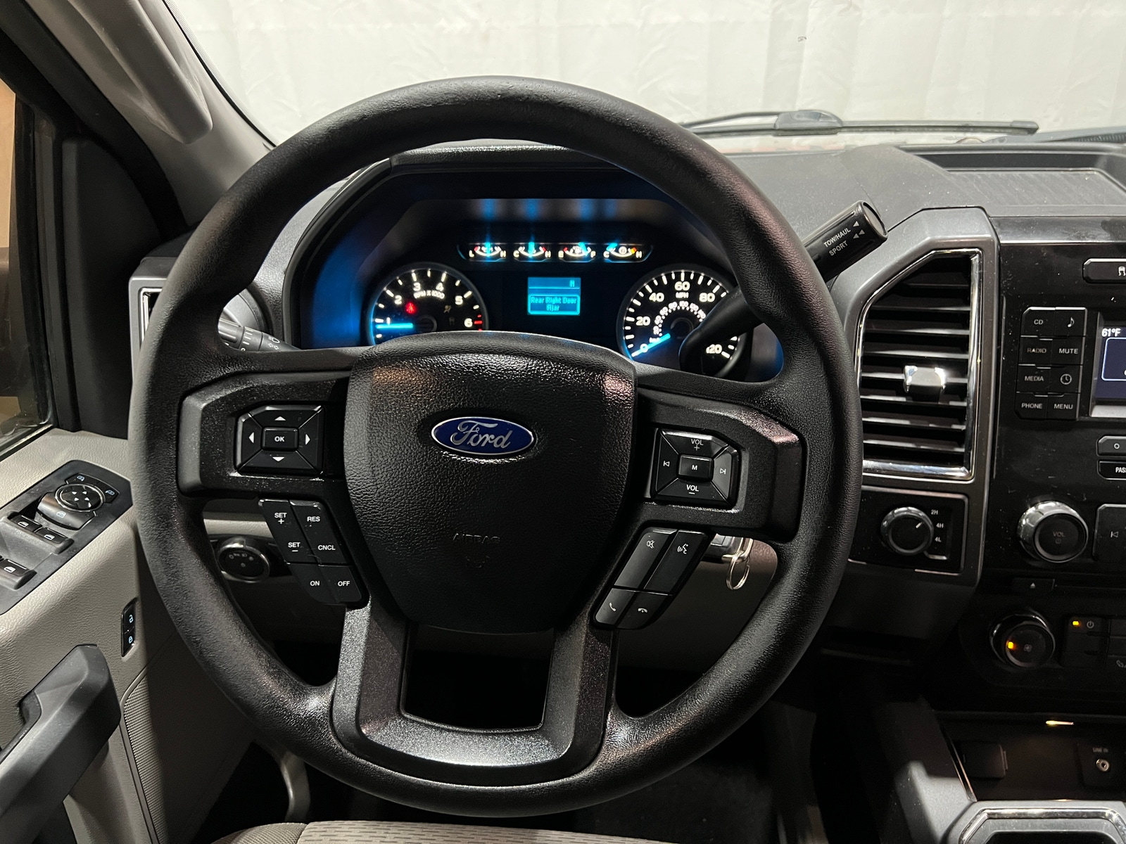 Thumbnail: 2015 Ford Econoline - 5