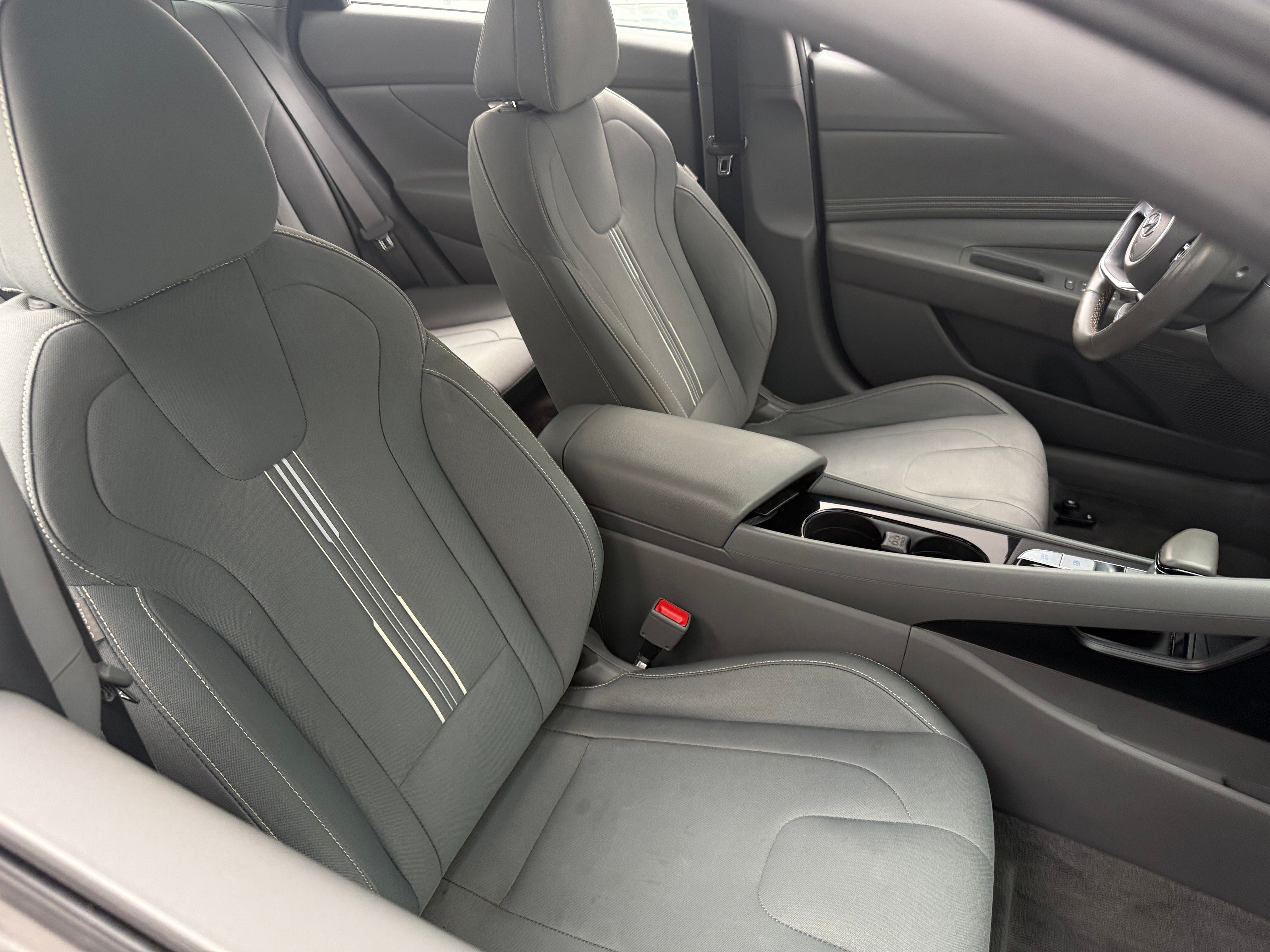2022 Hyundai Elantra