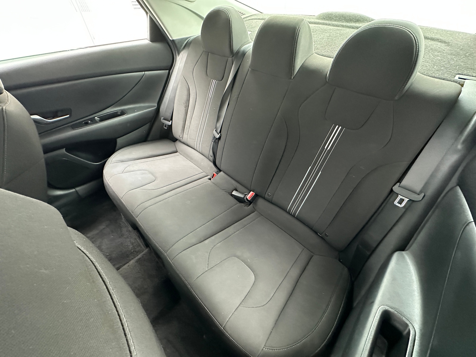 Thumbnail: 2022 Hyundai Elantra - 6