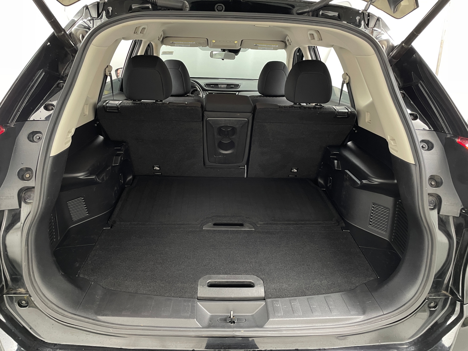 Thumbnail: 2019 Nissan Rogue - 7