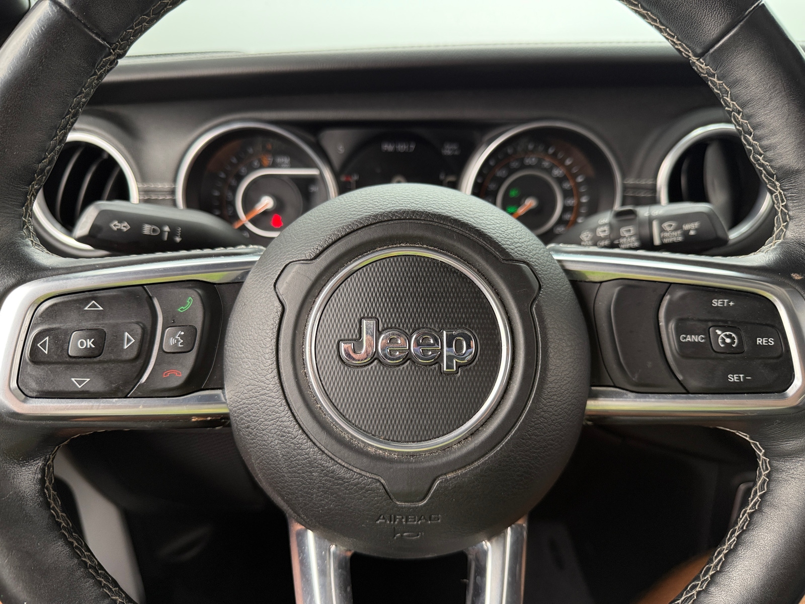 Thumbnail: 2018 Jeep Wrangler - 4