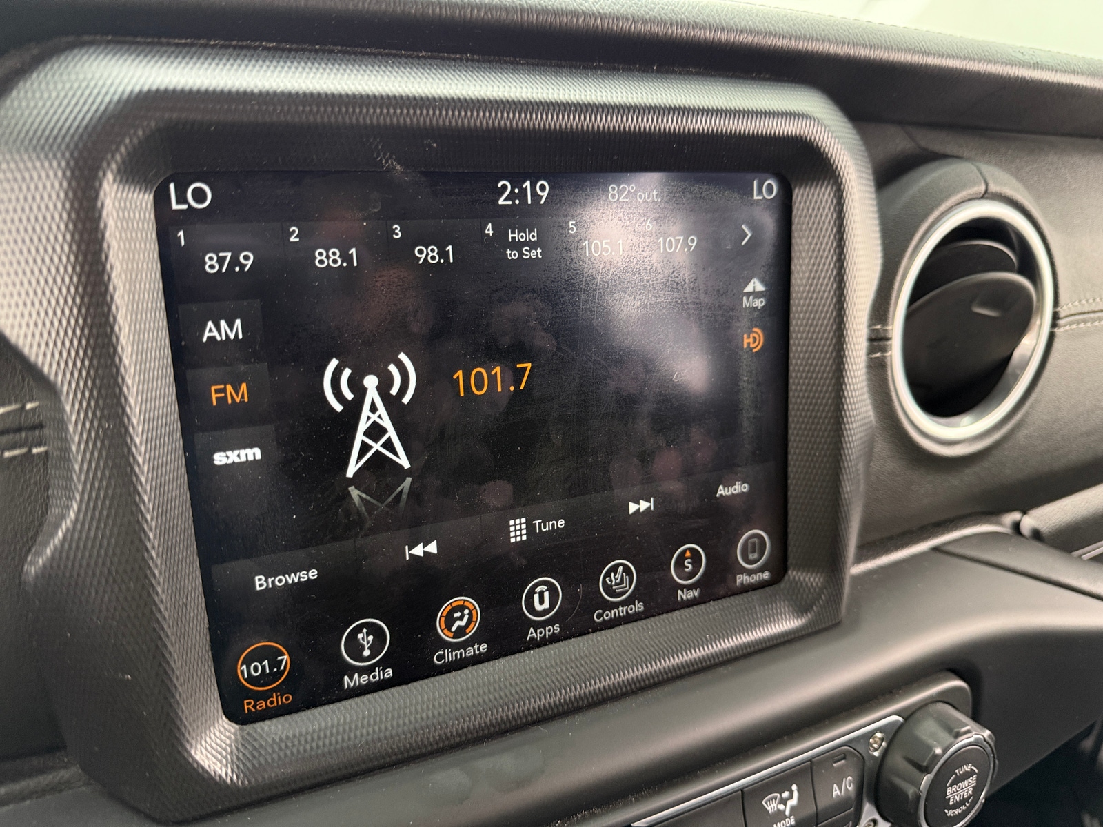 Thumbnail: 2018 Jeep Wrangler - 3