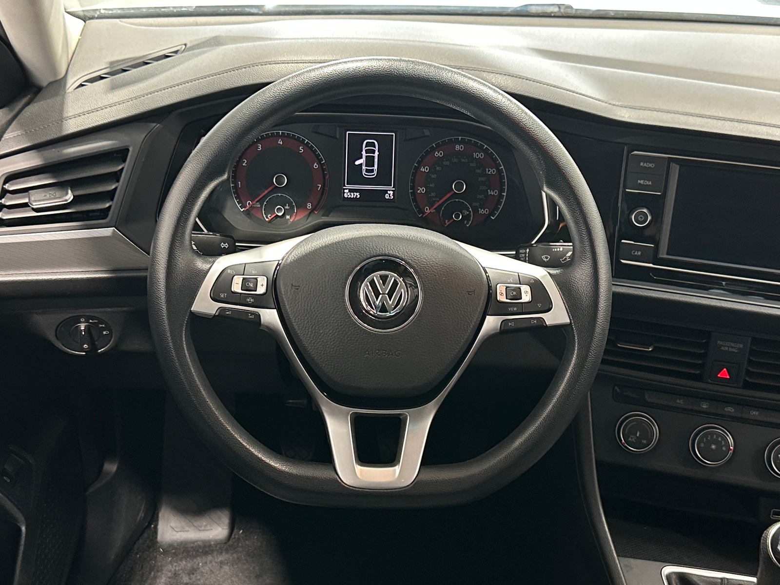 Thumbnail: 2019 Volkswagen Jetta - 5