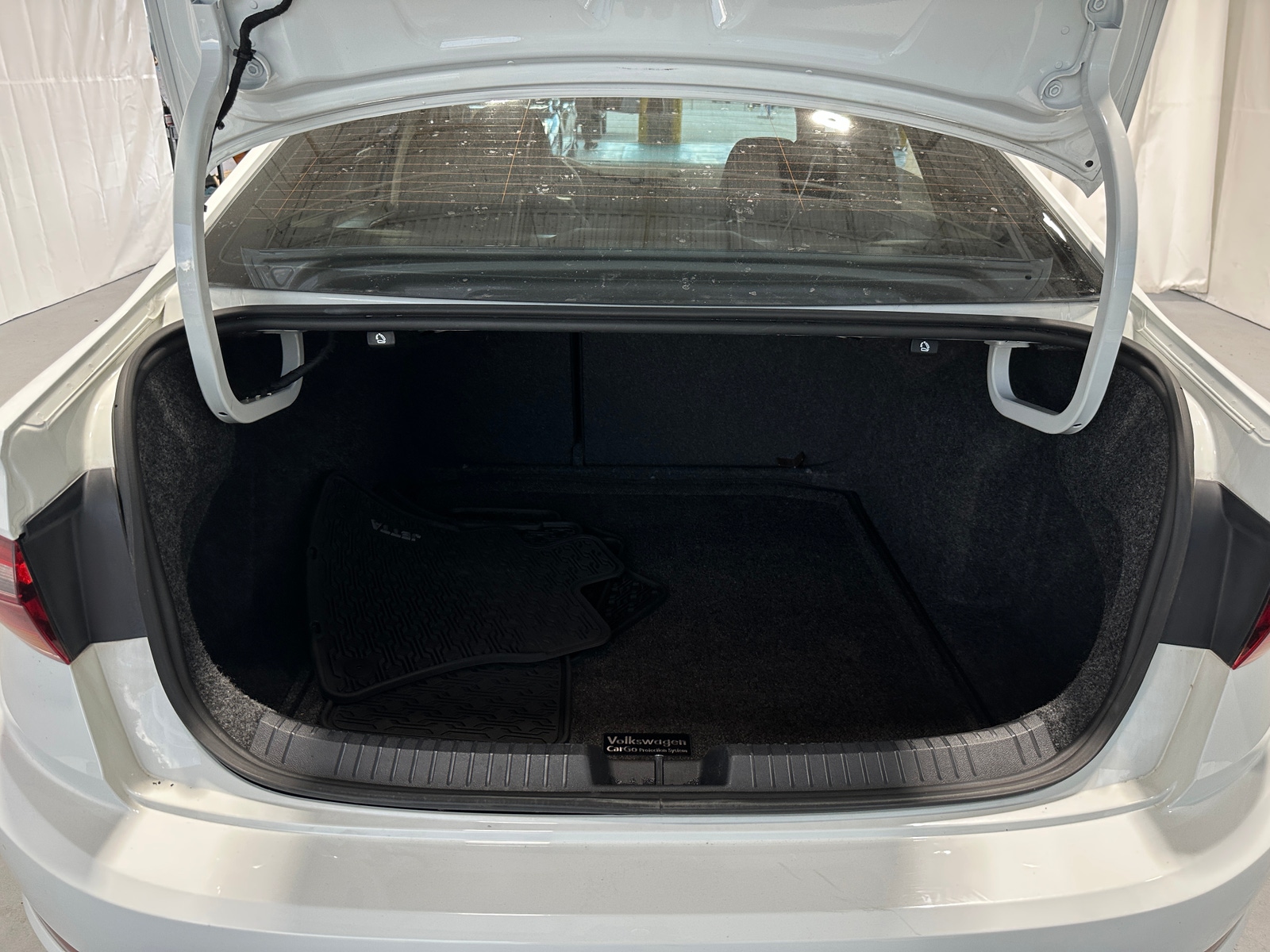 Thumbnail: 2019 Volkswagen Jetta - 7